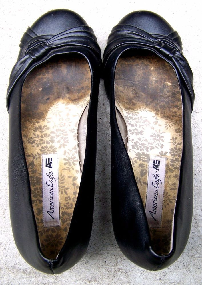 American Eagle Ballet Flats Woman s Ballerinas 8 Shoes Very Used