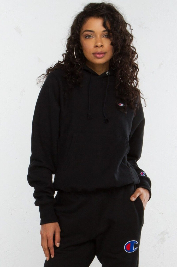 Front View Champion Pullover Hoodie In Black Women Pullover Champion 