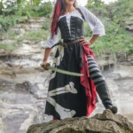 Plus Size Women s Skeleton Flag Rogue Pirate Costume