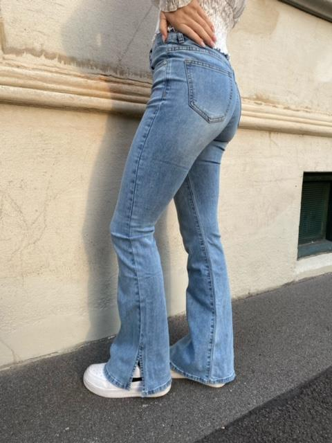 Vibe Jeans With Slit